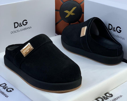 Dolce & Gabbana Suede Mule Slide – All Black