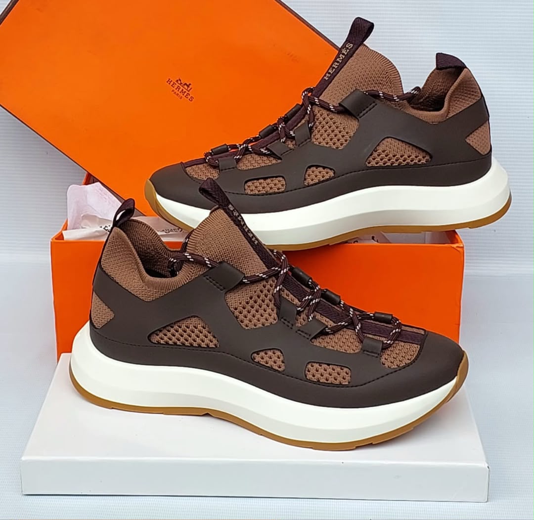 Hermès Départ Sneaker – Ebene Brown/Gum Sole