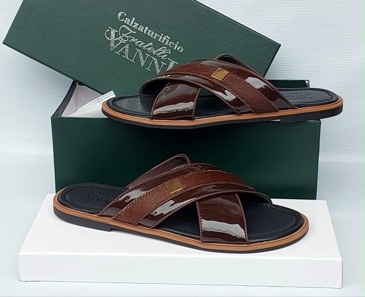 Fratelli Vanni Patent Leather Crossover Slide Sandals – Men's Luxury Slides