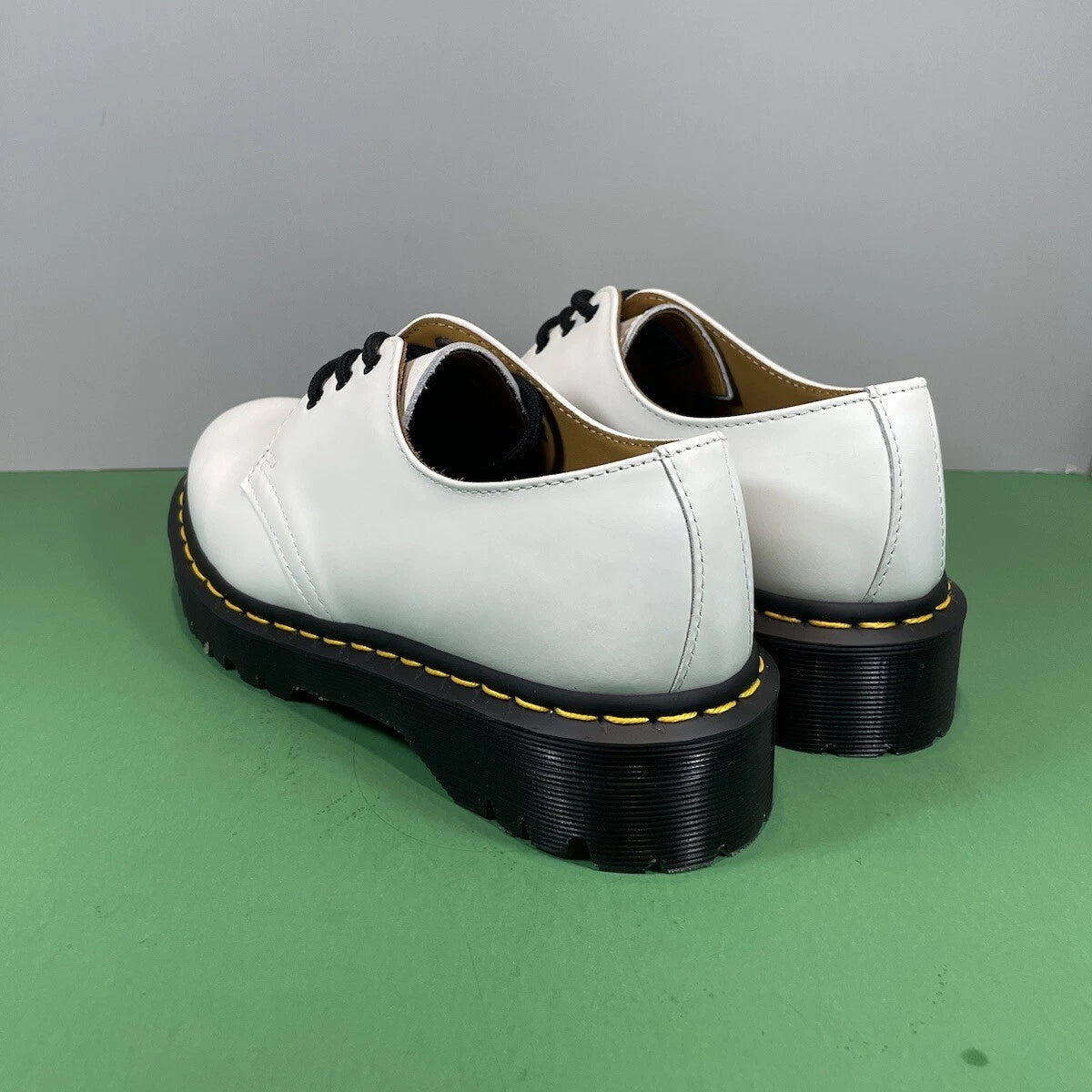 Dr. Martens 1461 Bex White Smooth Leather Oxford